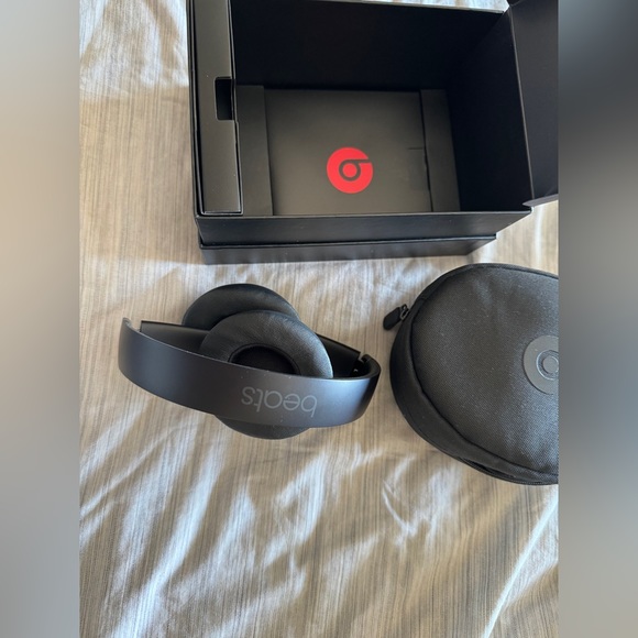 Beats Solo 3 wireless headphones